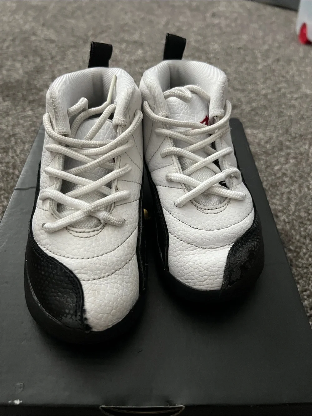 Jordan Toddler White and Black Retro Basketball Shoes